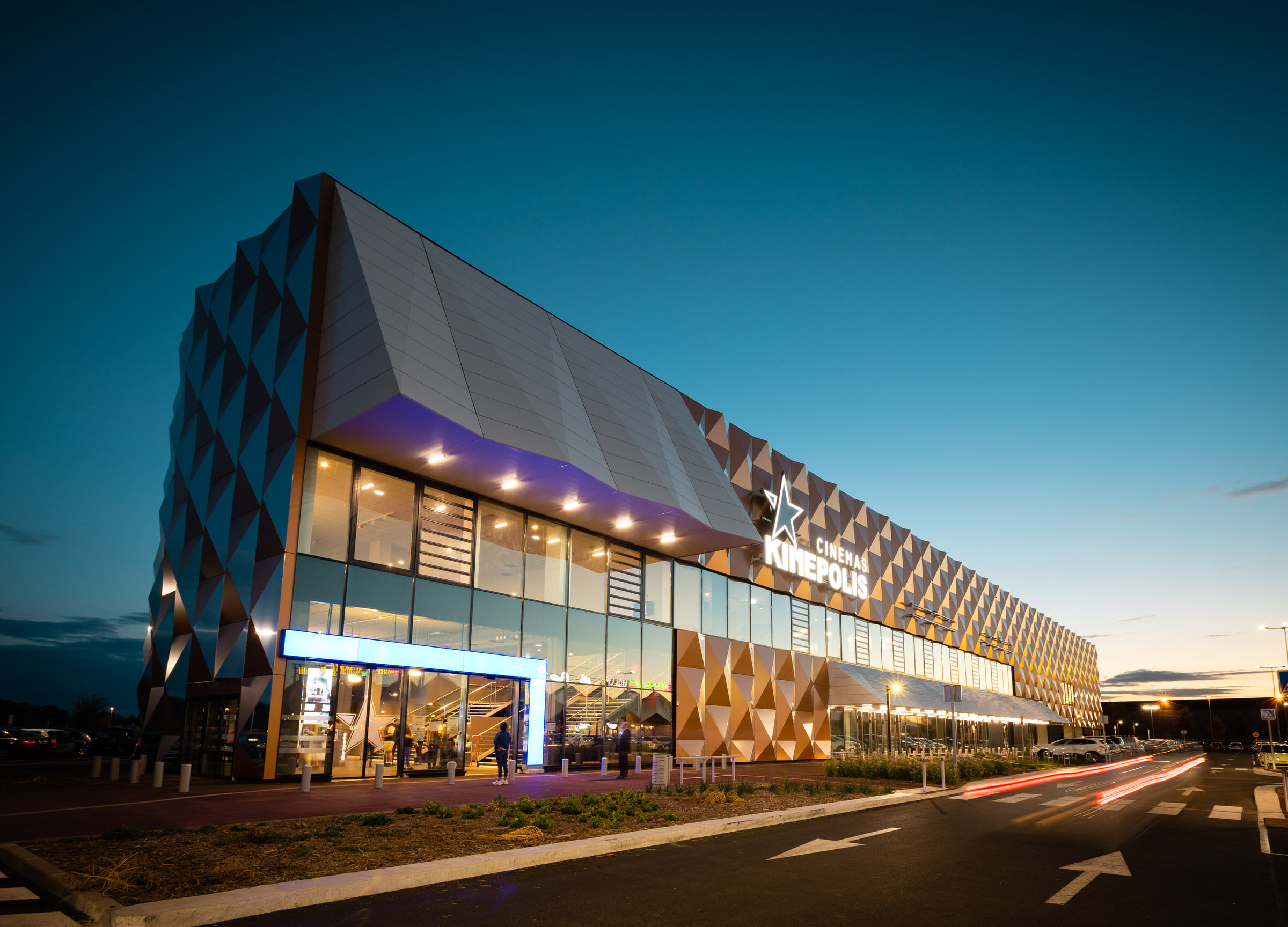 Kinepolis Inaugure Son Premier Complexe En le de France Br tigny 